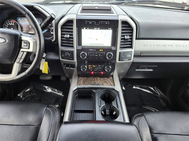 Certified 2019 Ford F250 Lariat w/ Chrome Package image 14