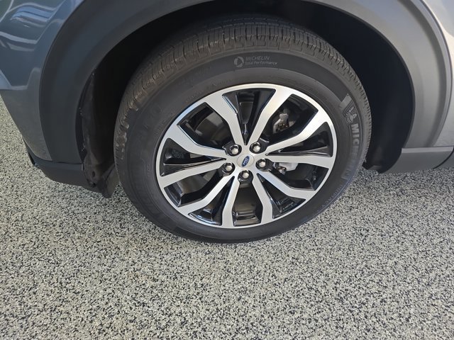 Certified 2025 Ford Explorer ST-Line image 6