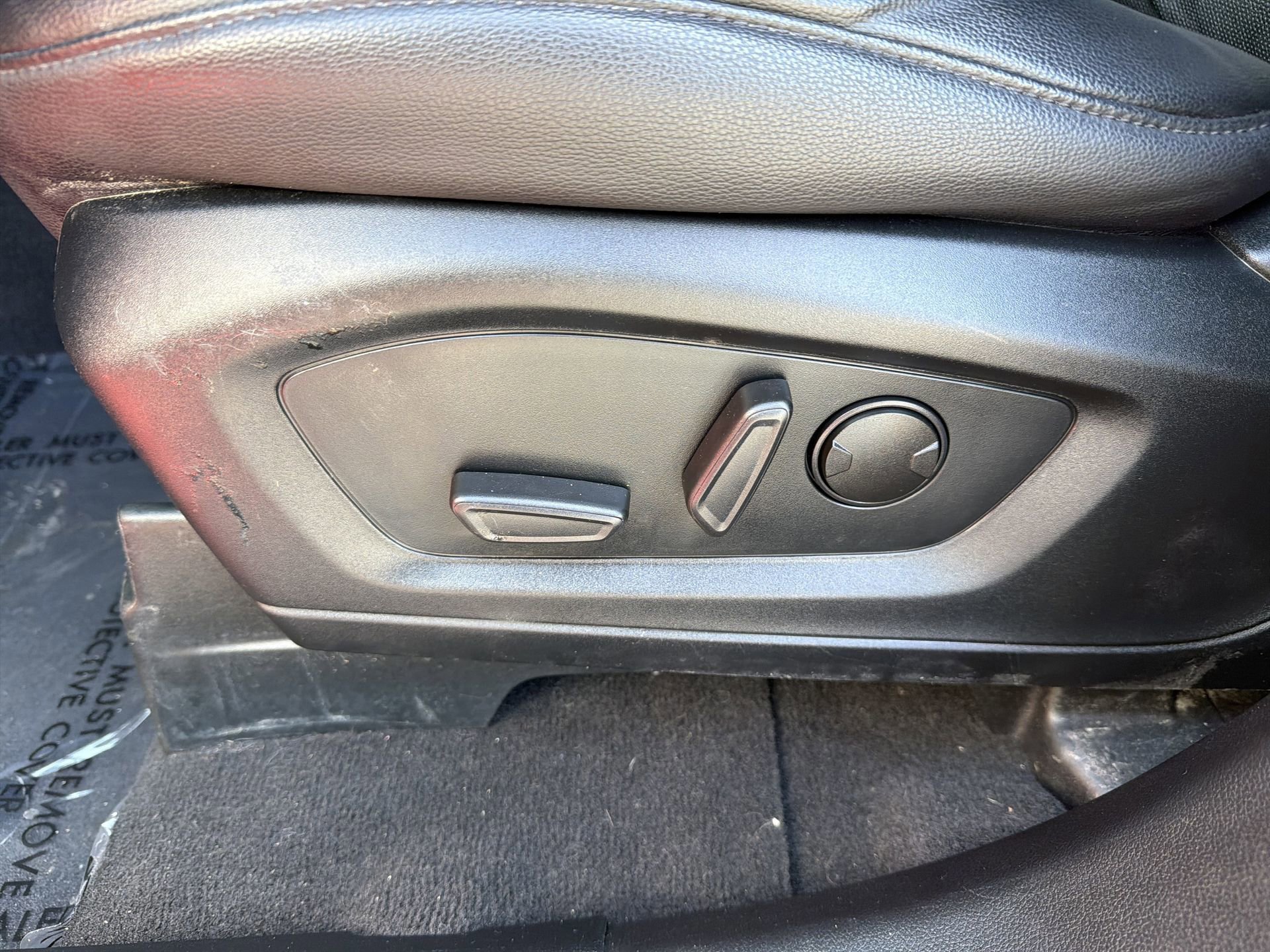 Certified 2023 Ford Explorer Limited w/ Equipment Group 301A image 24