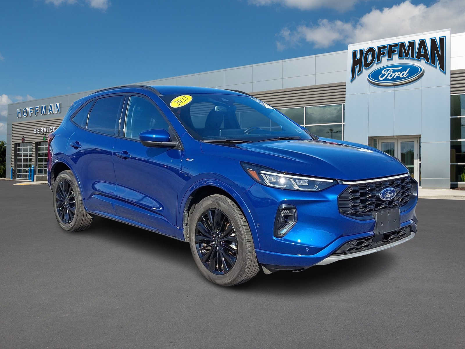 Certified 2023 Ford Escape ST-Line Elite w/ Premium Technology Package AWD/4WD image 1