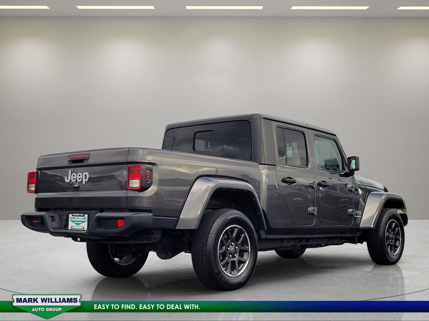 Used 2023 Jeep Gladiator Overland AWD/4WD image 4
