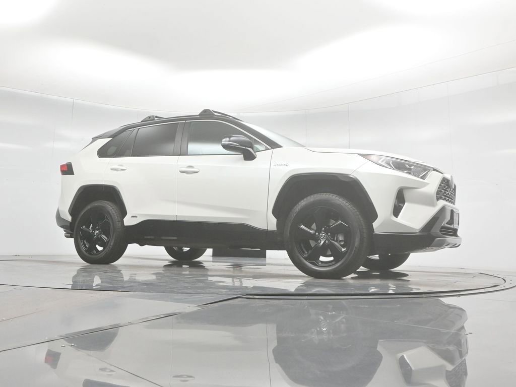 Used 2020 Toyota RAV4 XSE image 7