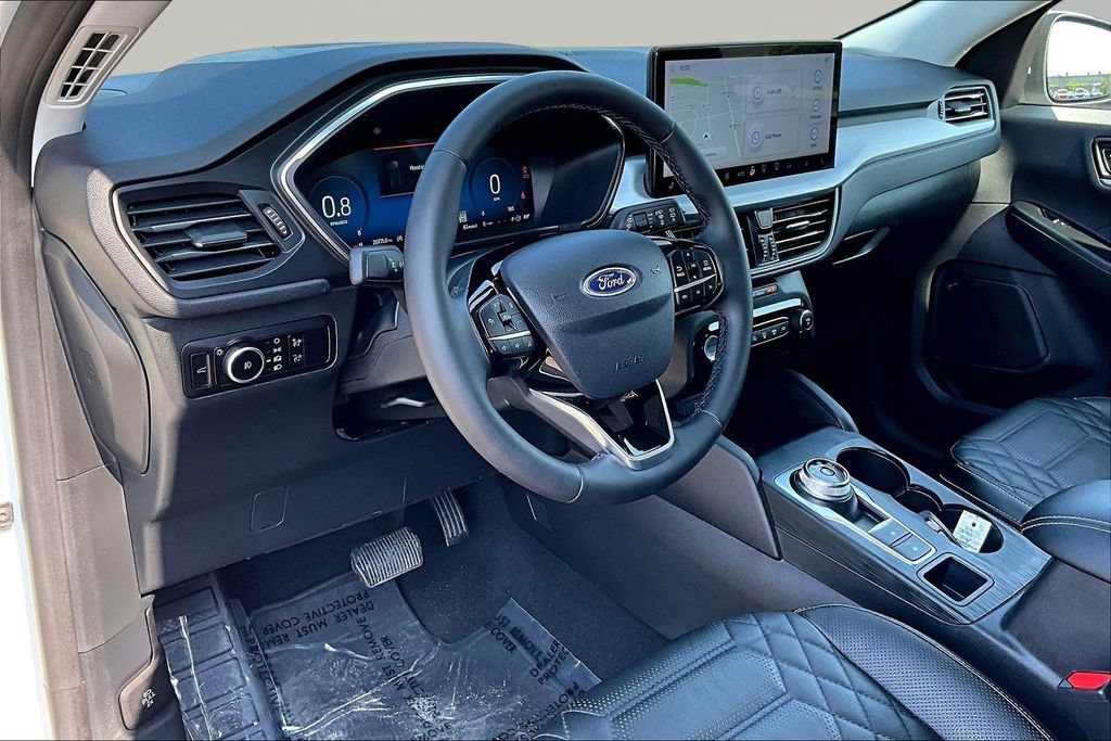 Certified 2023 Ford Escape Platinum w/ Premium Technology Package AWD/4WD image 14