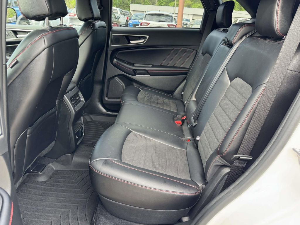 Certified 2024 Ford Edge ST-Line AWD/4WD image 21