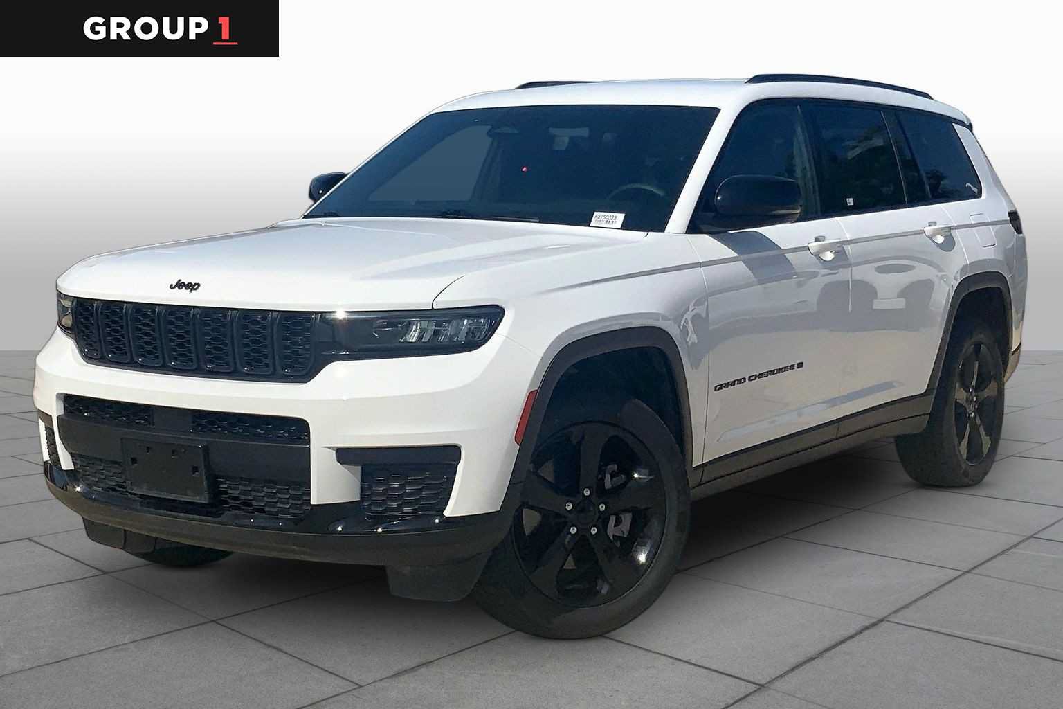 Used 2023 Jeep Grand Cherokee L Laredo AWD/4WD image 1