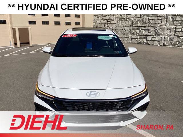 Certified 2025 Hyundai Elantra Limited FWD image 3