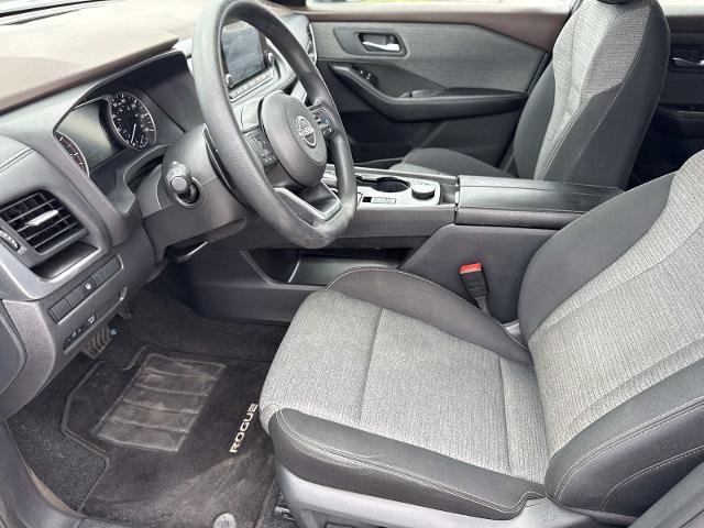 Used 2023 Nissan Rogue SV AWD/4WD image 14