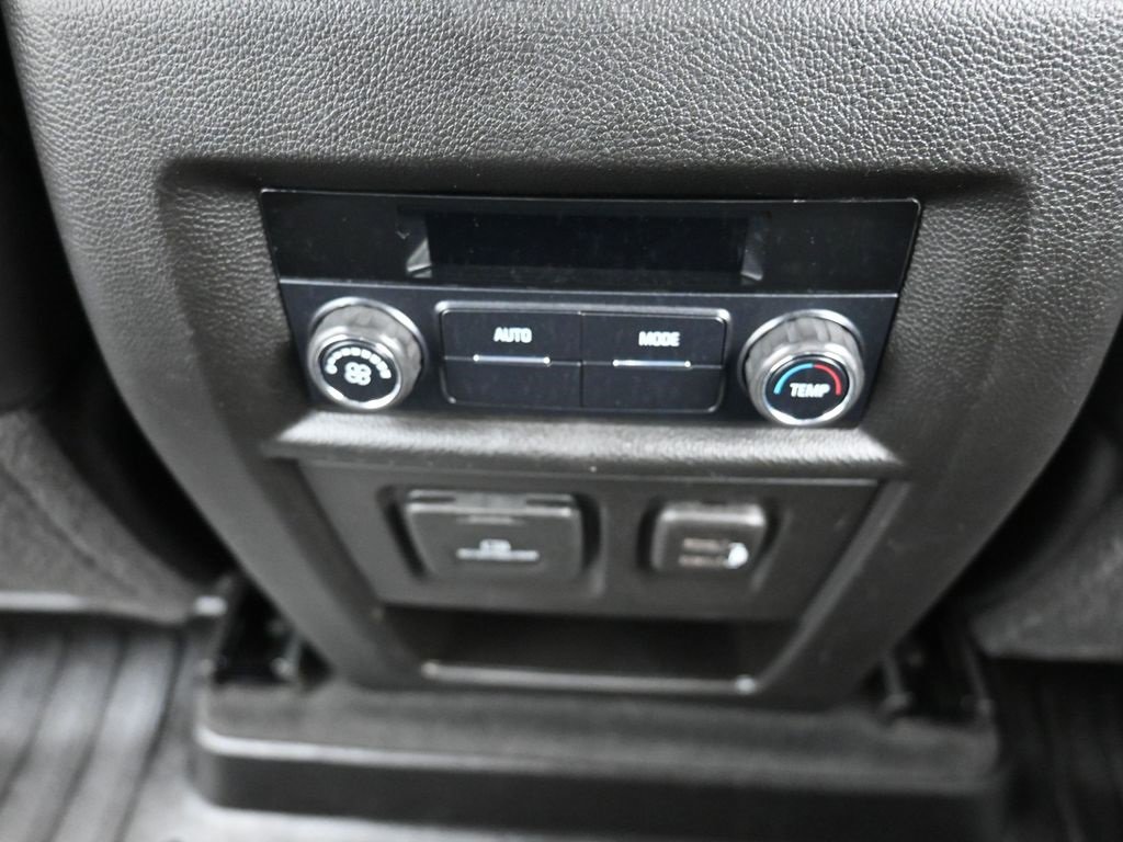 Used 2021 Chevrolet Traverse RS image 14