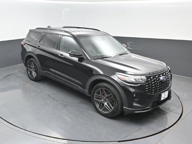 Certified 2025 Ford Explorer ST-Line w/ ST-Line Street Pack AWD/4WD image 20