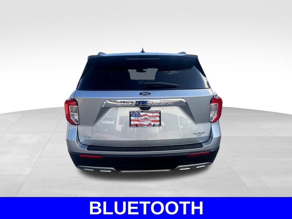 Certified 2022 Ford Explorer XLT w/ Equipment Group 202A image 5