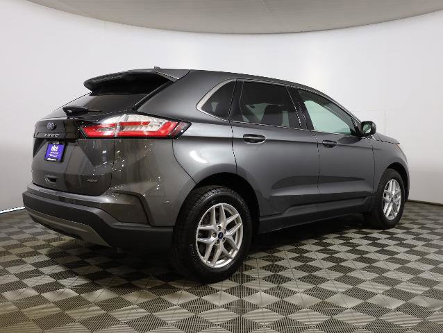 Certified 2024 Ford Edge SEL image 4