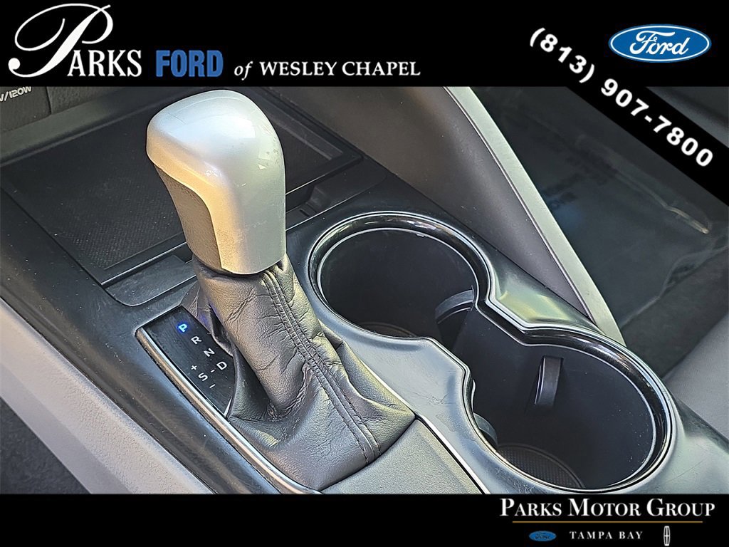 Used 2018 Toyota Camry L image 23