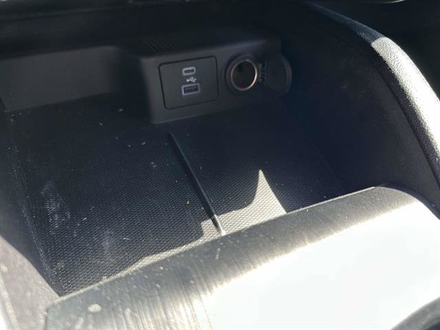 Certified 2022 Ford Escape SEL w/ SEL Stealth AWD Package image 19