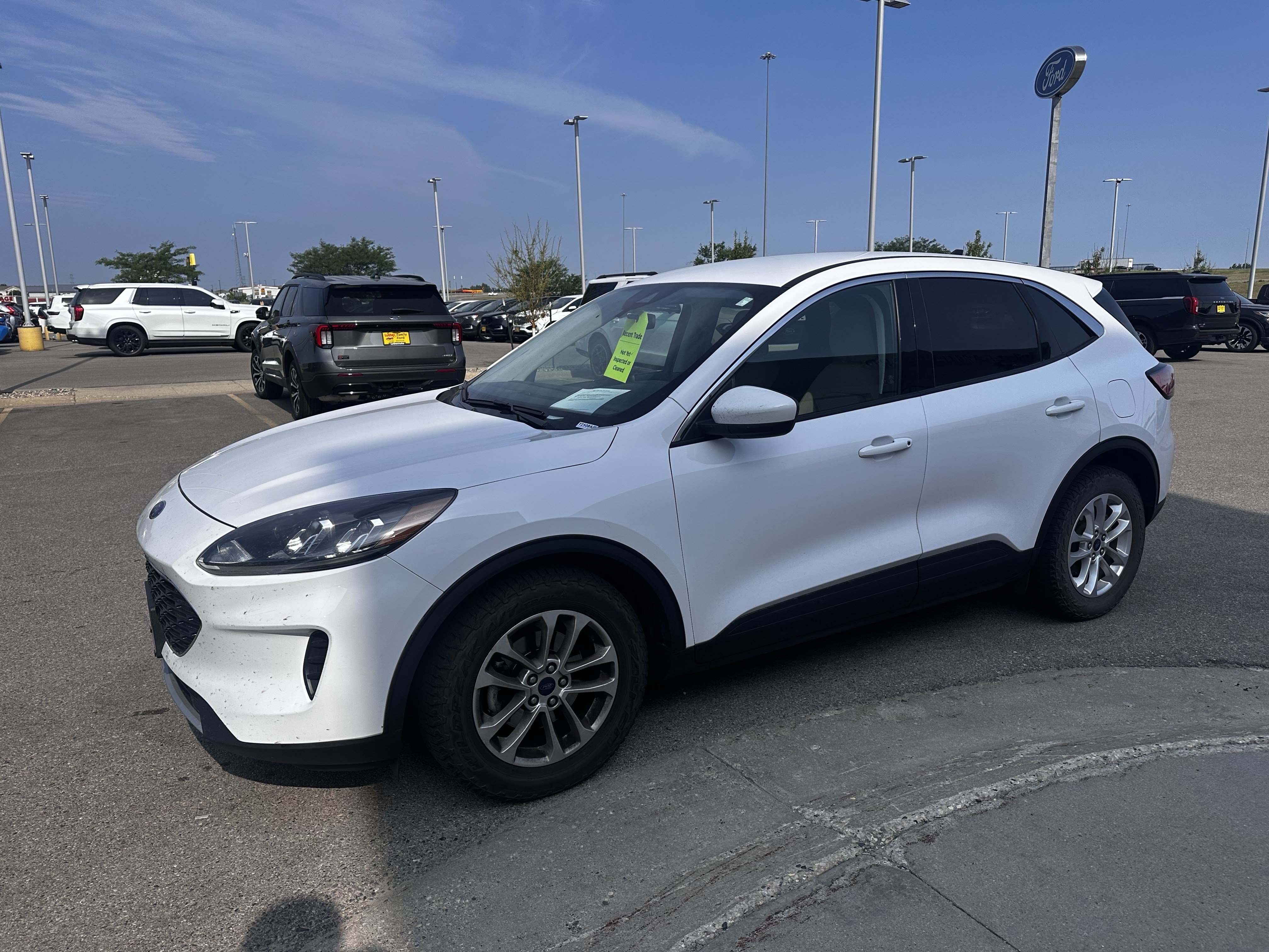 Certified 2021 Ford Escape SE w/ Cold Weather Package FWD image 2
