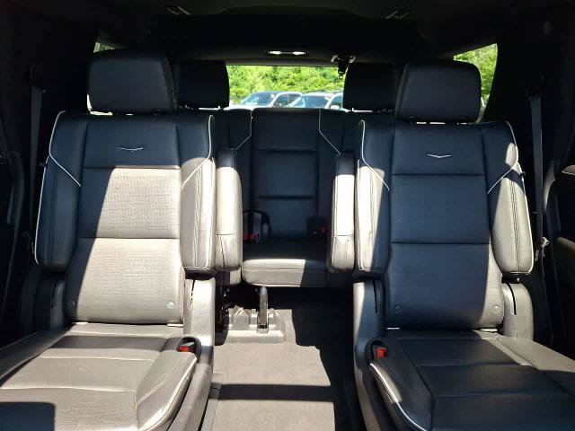 Used 2021 Cadillac Escalade Premium Luxury w/ LPO, Radiant Package AWD/4WD image 13