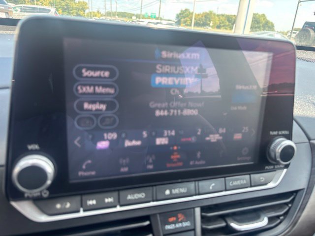 Used 2023 Nissan Altima 2.5 SV FWD image 17