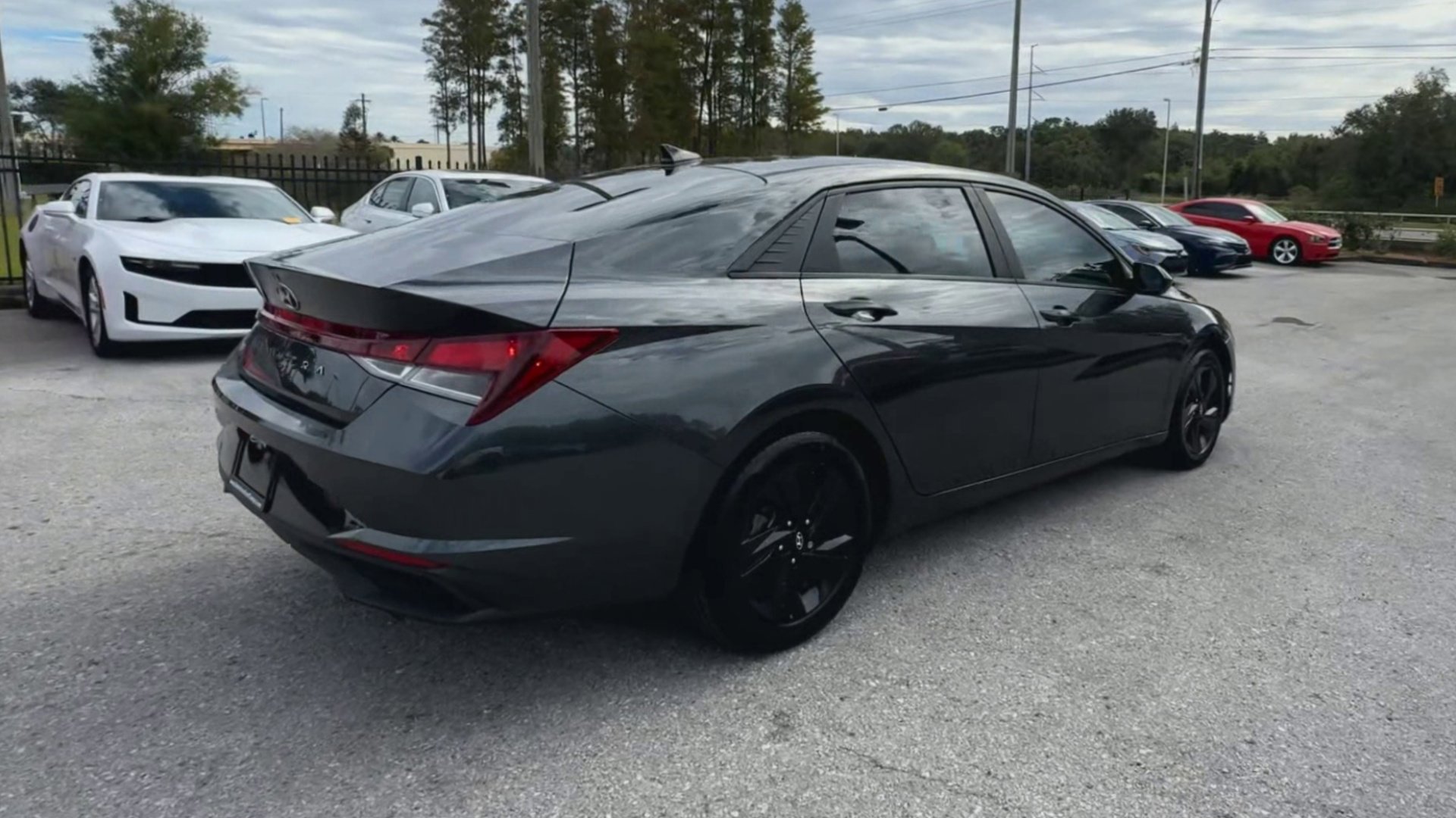 Used 2021 Hyundai Elantra SEL w/ Convenience Package image 28