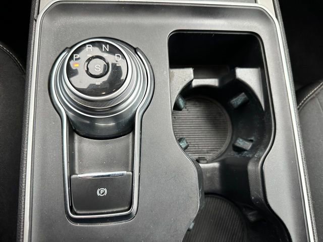 Certified 2021 Ford Edge SE image 14