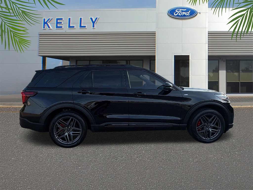 Certified 2025 Ford Explorer ST-Line w/ Premium Package AWD/4WD image 6