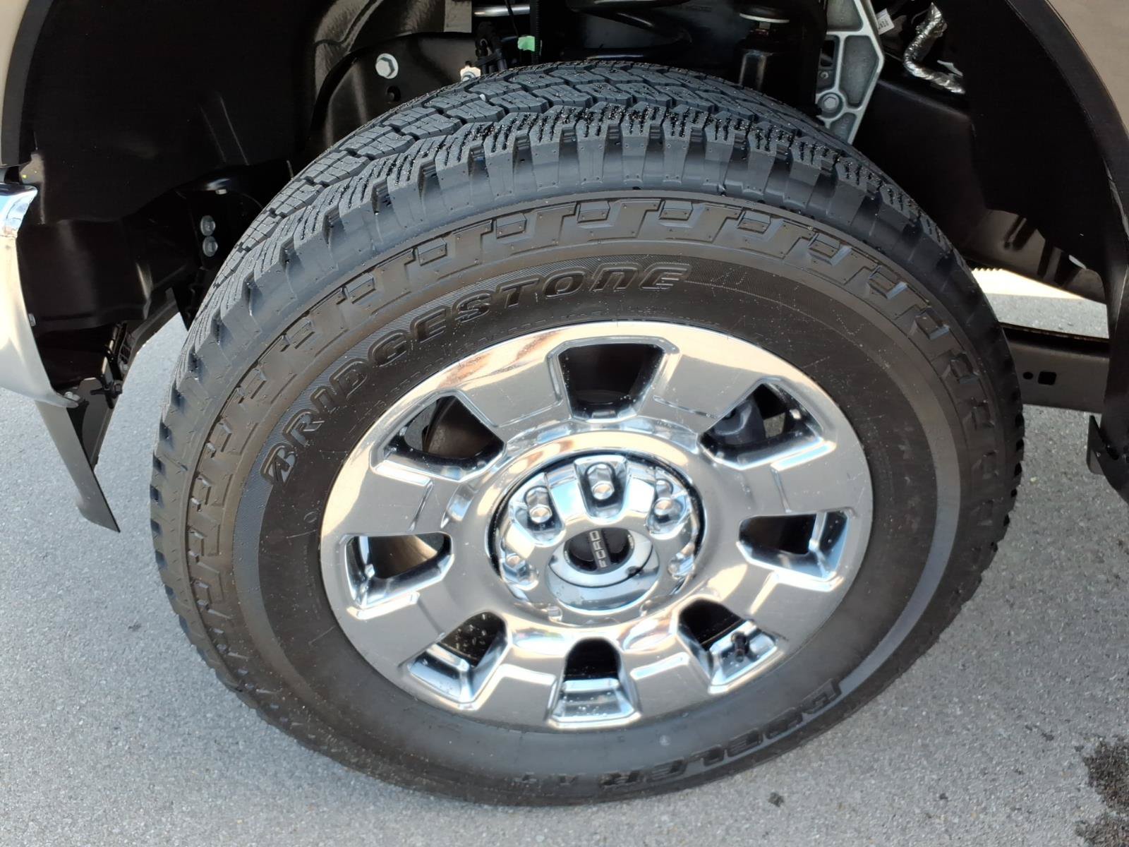 Certified 2026 Ford F250 Lariat w/ Lariat Ultimate Package AWD/4WD image 9