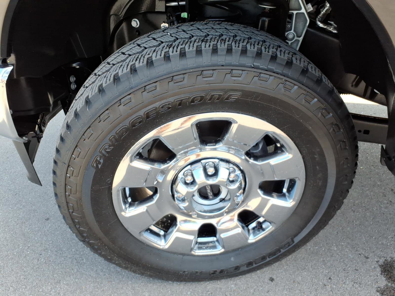 Certified 2026 Ford F250 Lariat w/ Lariat Ultimate Package image 9