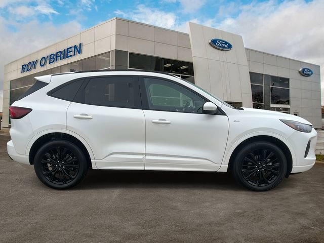 Certified 2024 Ford Escape ST-Line Elite image 6