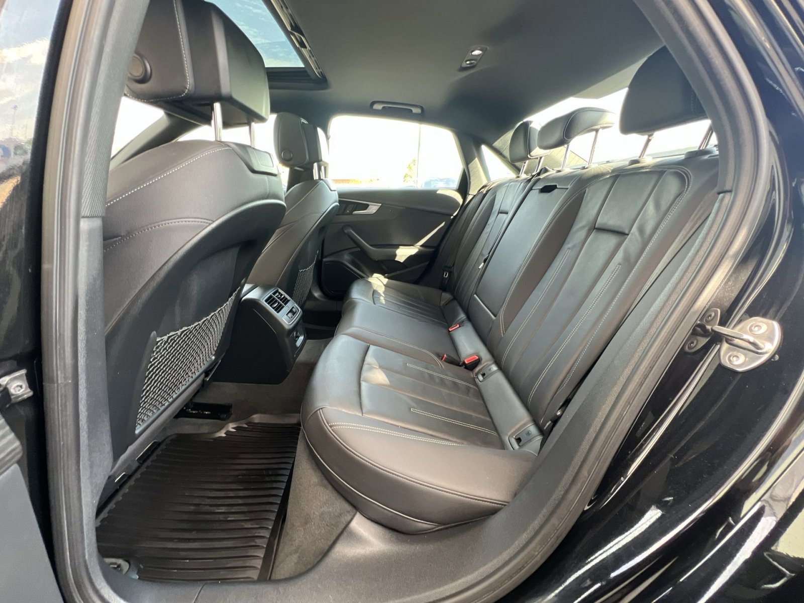 Used 2020 Audi A4 2.0T Premium w/ Convenience Package AWD/4WD image 33