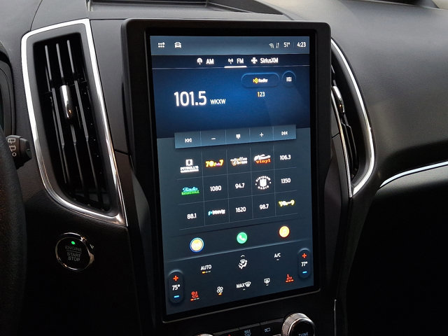 Certified 2023 Ford Edge Titanium image 22