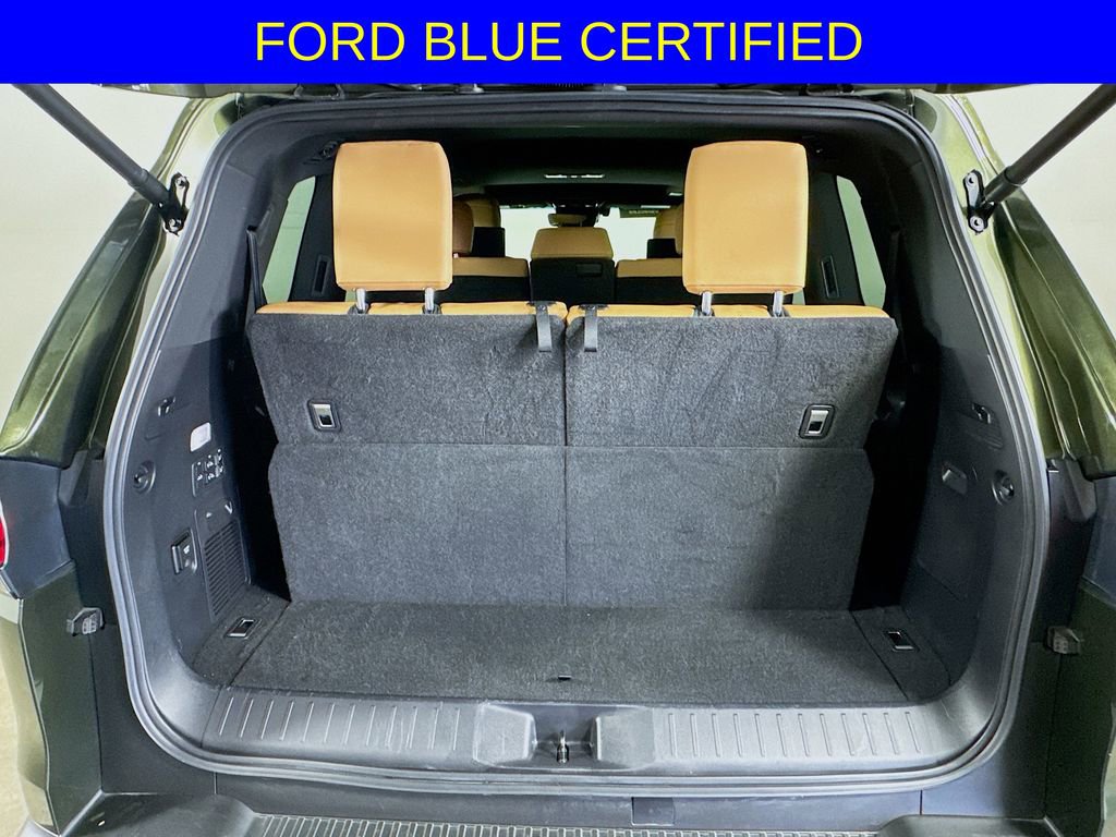 Used 2022 Lexus LX 600 4WD w/ Luxury Package image 29