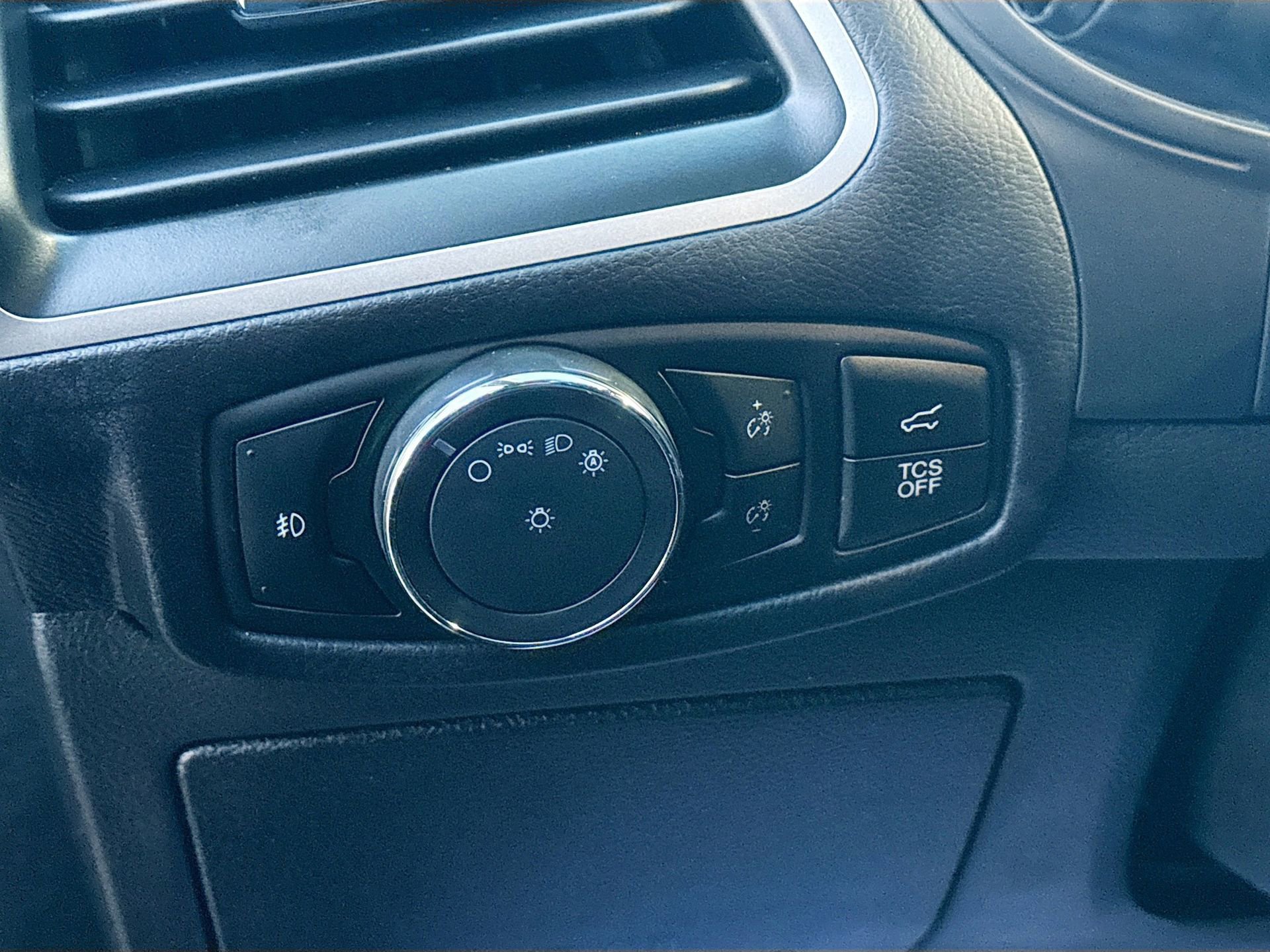 Certified 2024 Ford Edge SEL w/ Convenience Package image 14