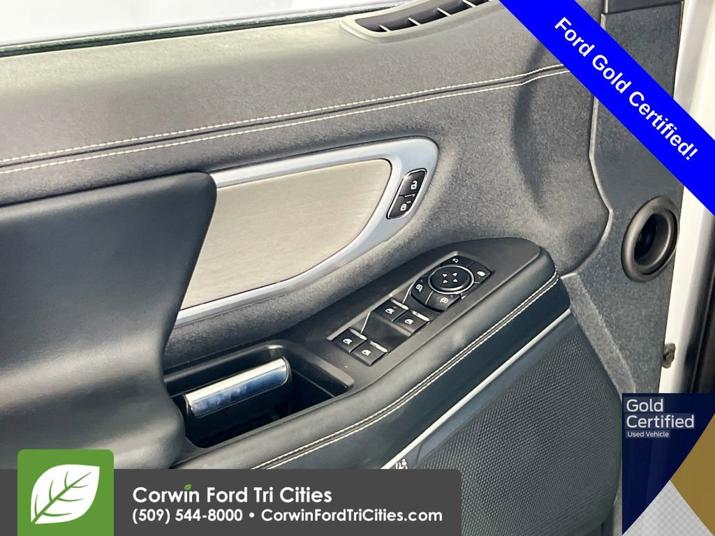 Certified 2025 Ford Expedition Max Platinum AWD/4WD image 12