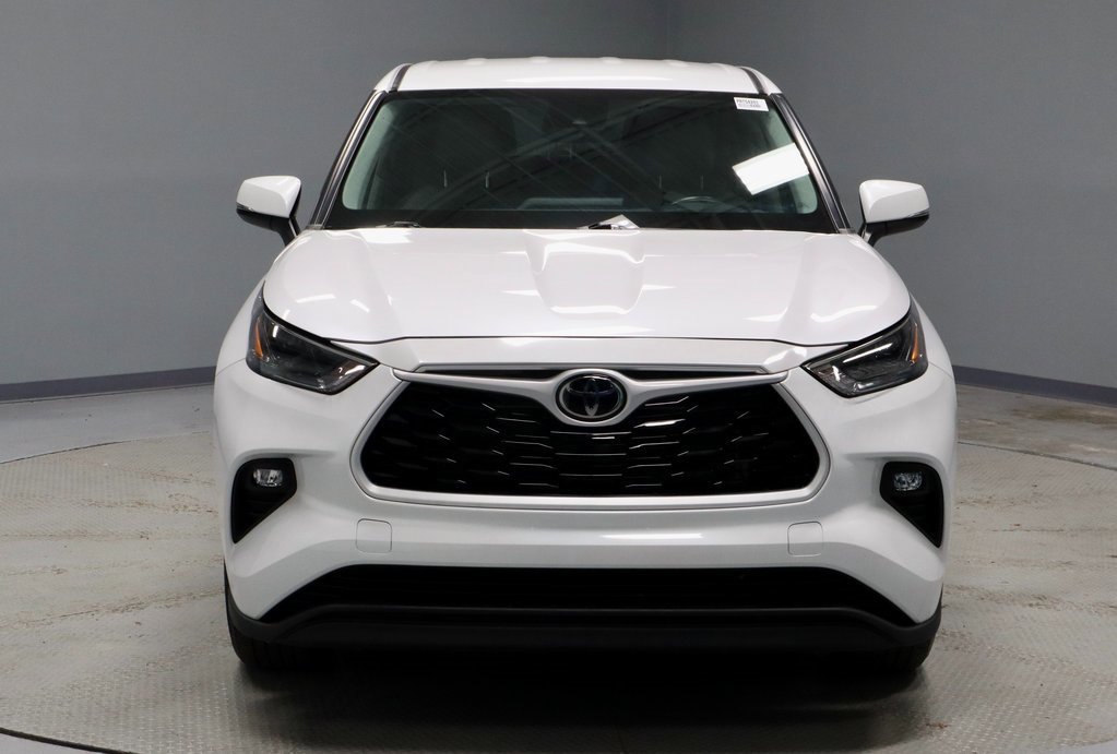 Used 2023 Toyota Highlander LE image 8