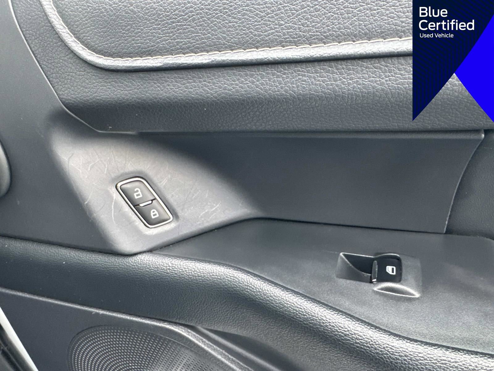 Certified 2024 Ford Expedition XLT RWD image 19