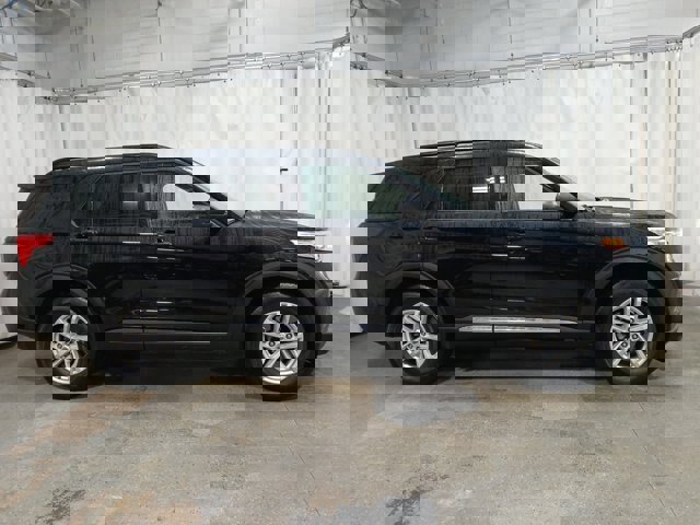 Certified 2022 Ford Explorer XLT image 5