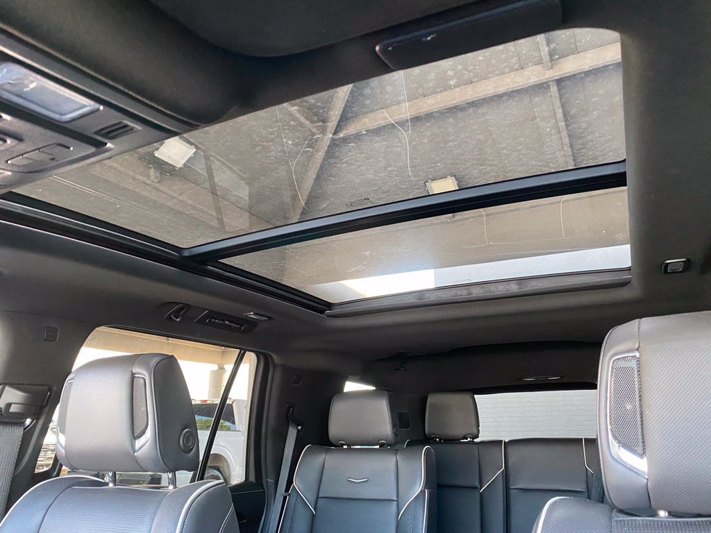 Used 2022 Cadillac Escalade Sport w/ Touring Package AWD/4WD image 28