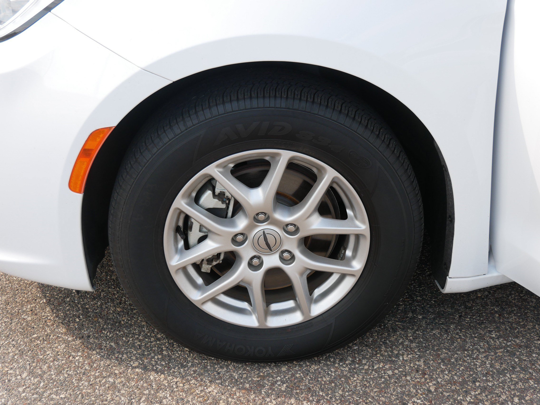 Used 2025 Chrysler Pacifica Select FWD image 15