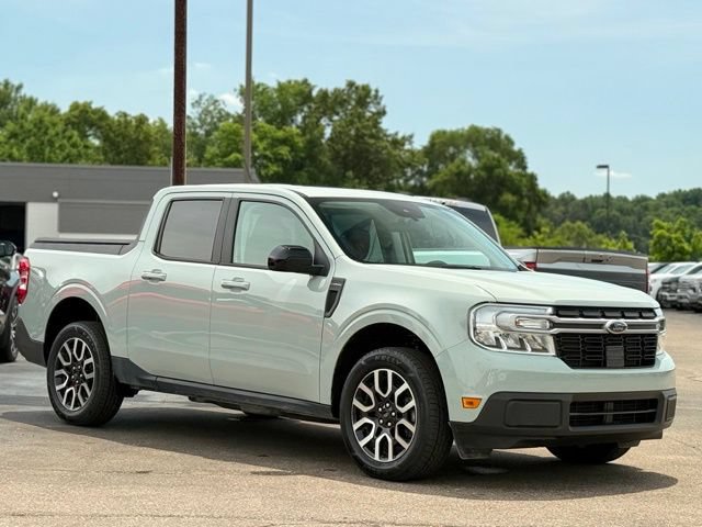 Certified 2024 Ford Maverick Lariat FWD image 32