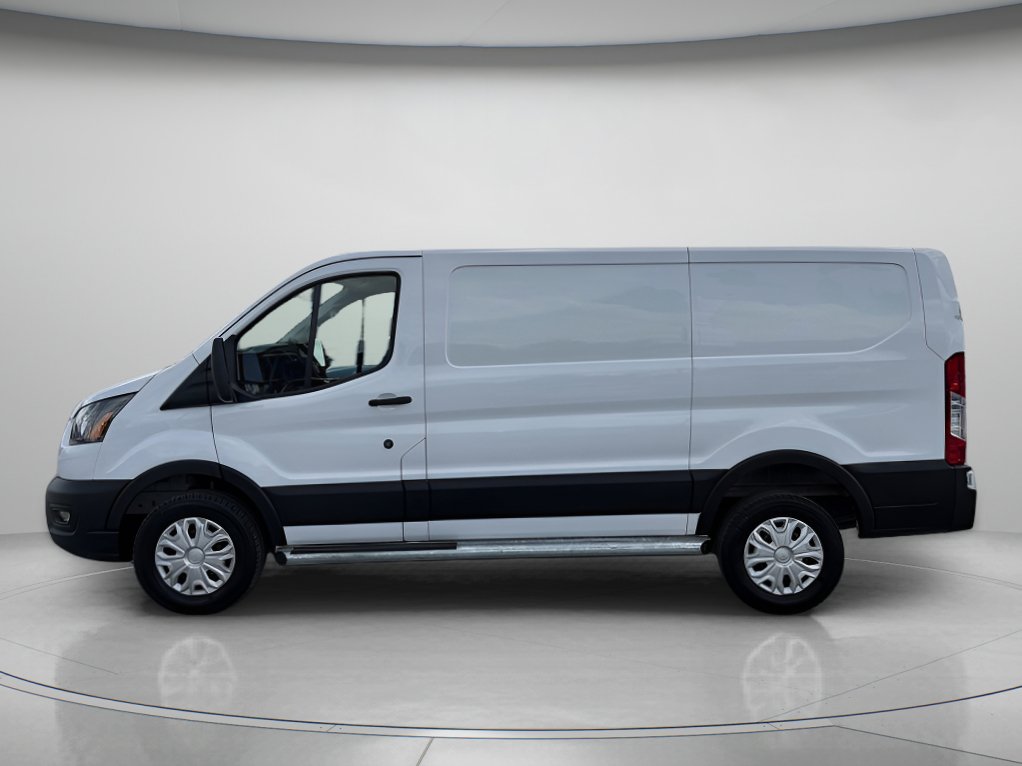 Certified 2025 Ford Transit 250 Low Roof w/ Exterior Upgrade Package RWD image 5