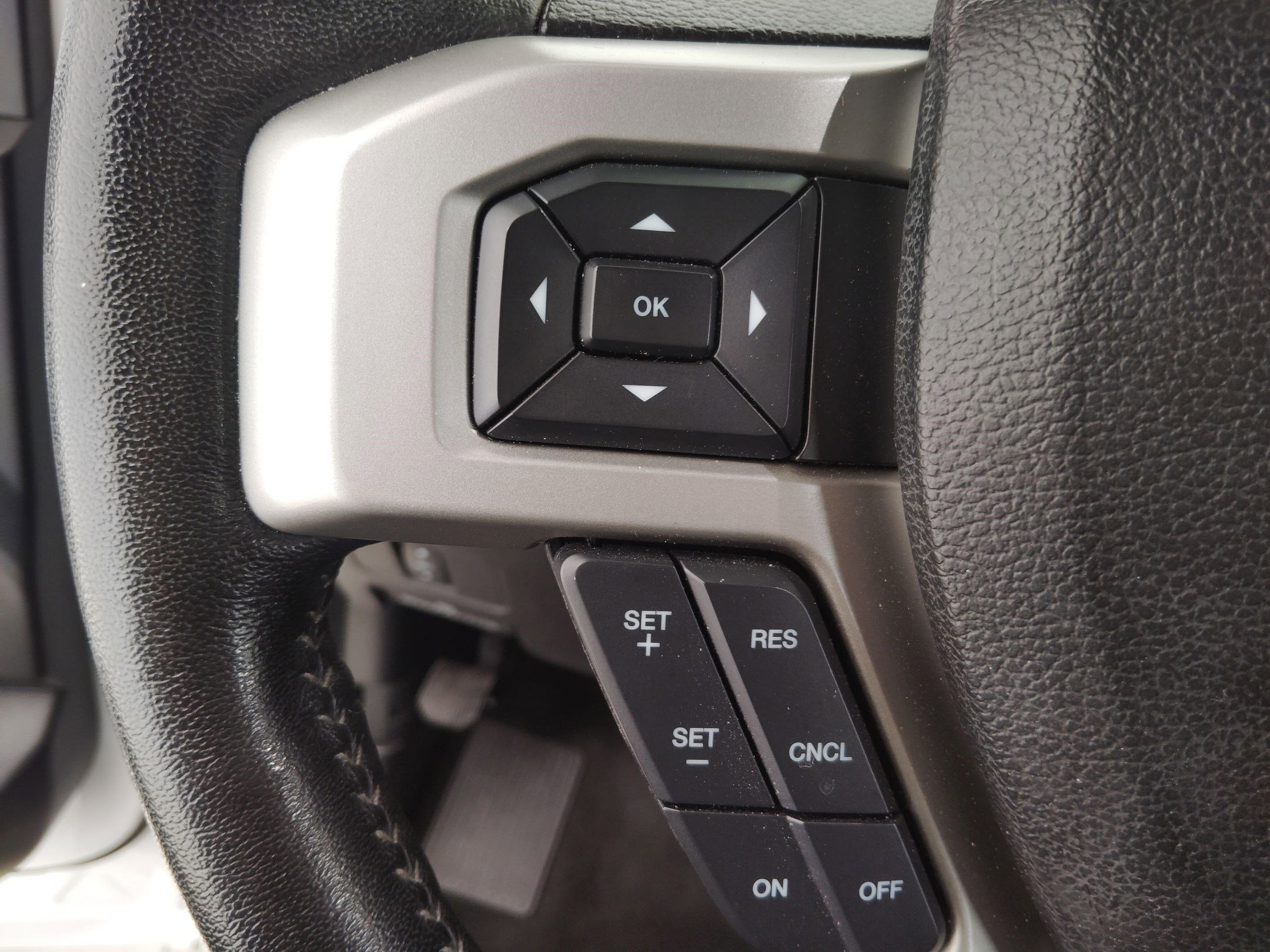 Certified 2017 Ford F250 Lariat w/ Lariat Value Package image 16