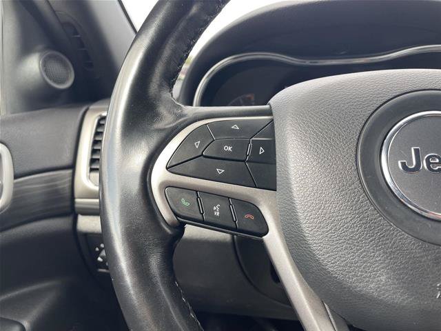 Used 2021 Jeep Grand Cherokee Laredo AWD/4WD image 13