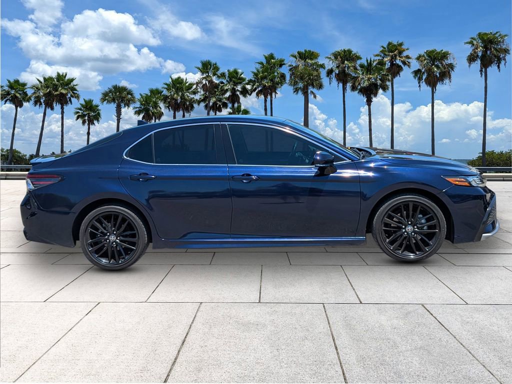 Used 2022 Toyota Camry XSE FWD image 8