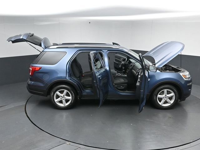 Certified 2018 Ford Explorer XLT image 53
