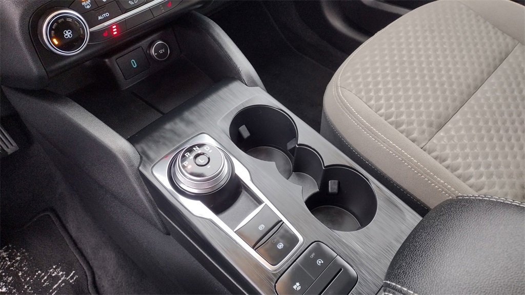 Certified 2020 Ford Escape SE image 13