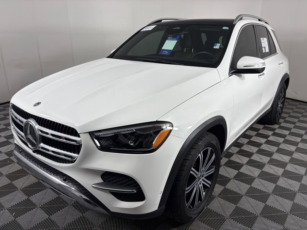Used 2024 Mercedes-Benz GLE 350 4MATIC image 3