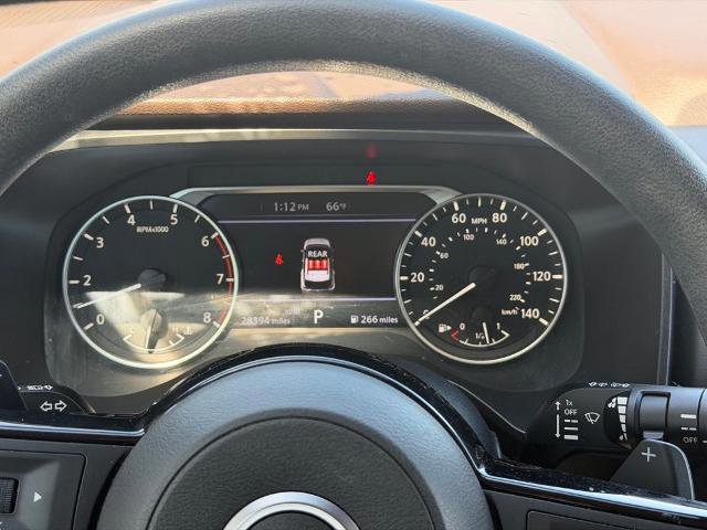 Used 2023 Nissan Rogue SV AWD/4WD image 18