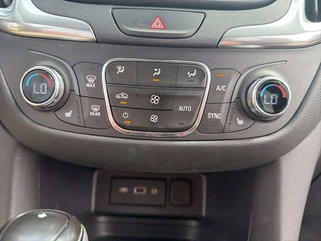 Used 2021 Chevrolet Equinox LT FWD image 24