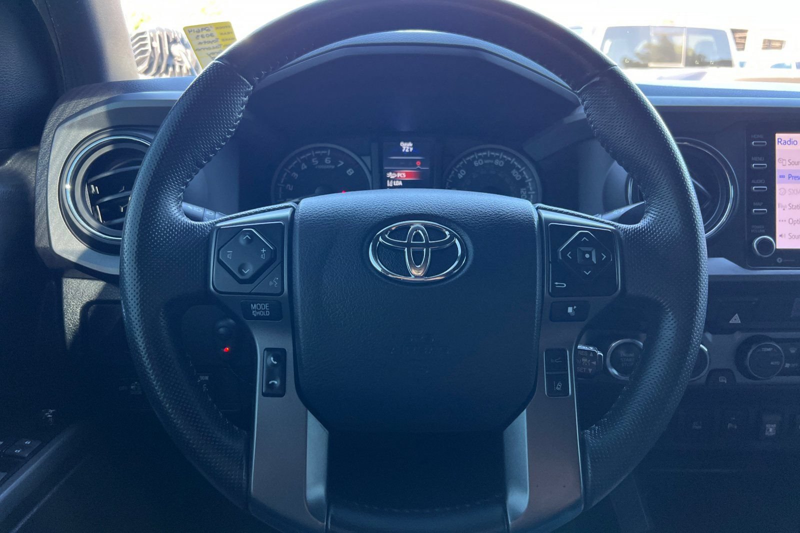 Used 2023 Toyota Tacoma TRD Off-Road w/ Technology Package AWD/4WD image 23