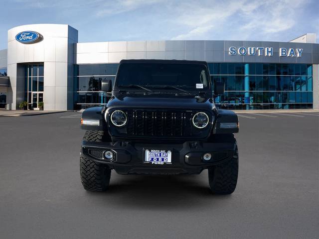 Used 2025 Jeep Wrangler Unlimited Sport AWD/4WD image 8