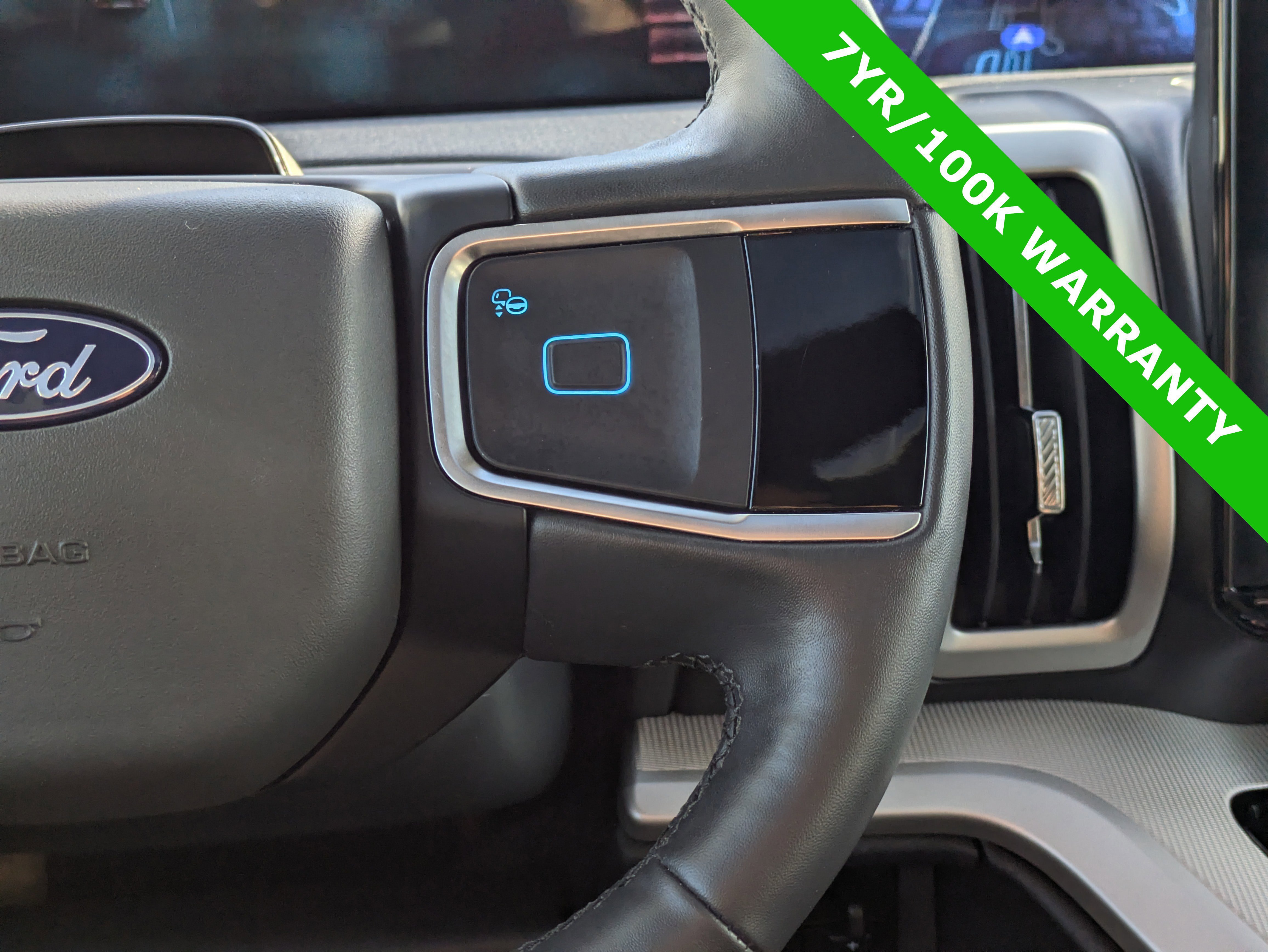 Certified 2025 Ford Expedition Max Active image 38