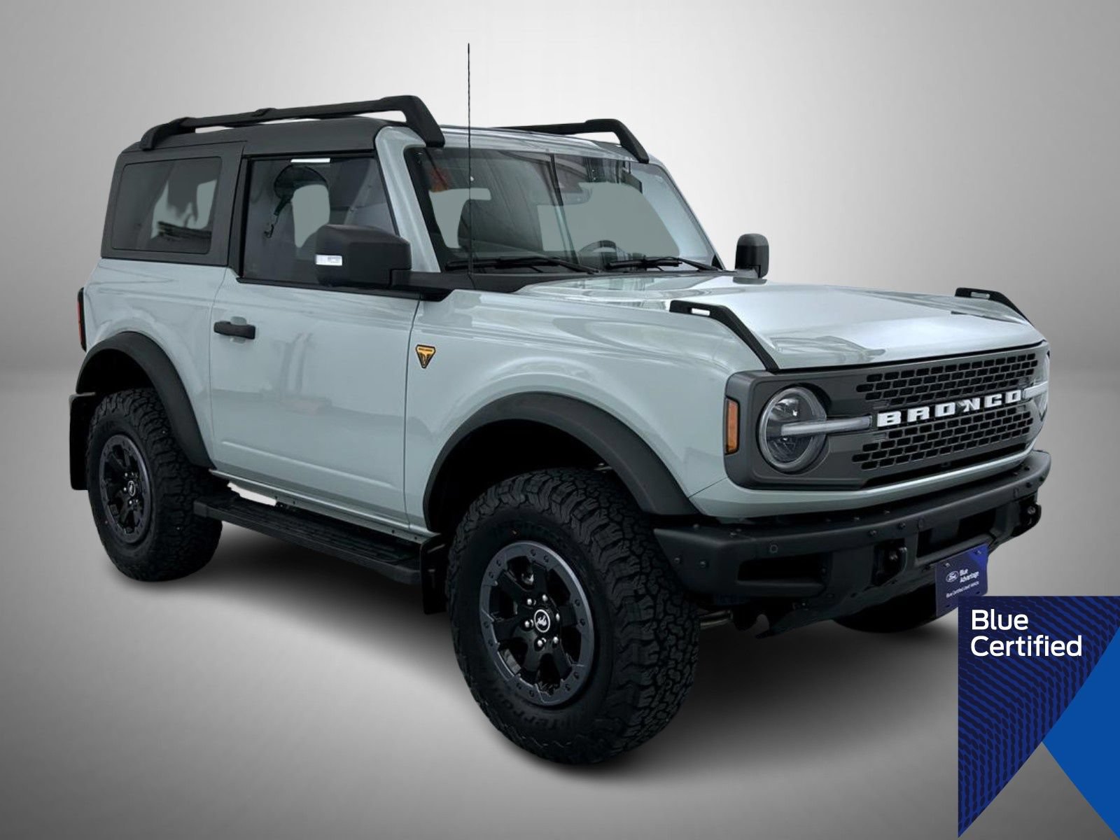 Certified 2022 Ford Bronco Badlands AWD/4WD image 3
